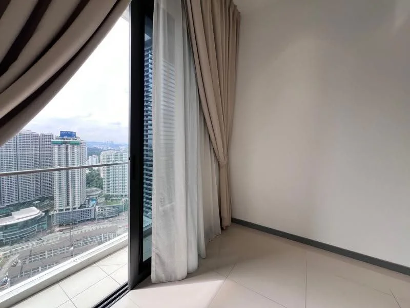 Room features: floor-to-ceiling windows, sheer curtains, grey walls, light-colored flooring, city view; style: modern; view: city.