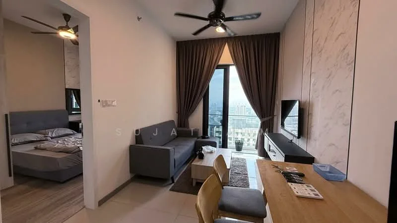 Living features: sofa in grey fabric, coffee table, wall-mounted TV, floor-to-ceiling windows, curtains in dark grey, ceiling fan, area rug, decorative plant, light wood flooring; style: modern; view: city. Bedroom features: queen-size bed, bedding in grey, nightstand, table lamp, built-in wardrobe, ceiling fan, light wood flooring; style: modern.