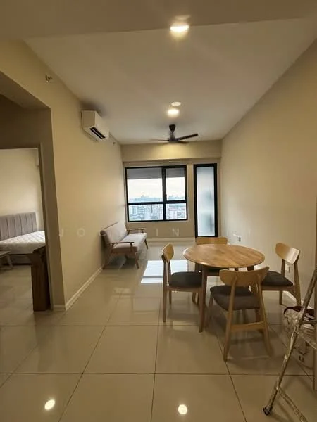 Living features: light beige painted walls, glossy ceramic tile flooring, 5-blade ceiling fan with light, floor-to-ceiling windows, dining table with 4 chairs, bench seating, air conditioning unit on wall, natural light from window; style: modern; view: city.