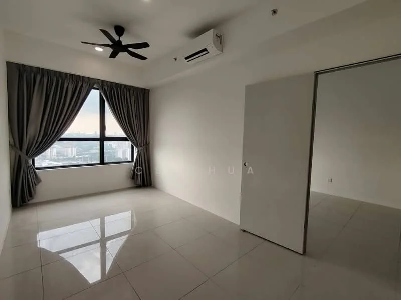 Room features: floor-to-ceiling windows, grey curtains, white painted walls, polished tile flooring, 5-blade ceiling fan, wall-mounted split AC, mirror sliding door, city view; style: modern; view: city.