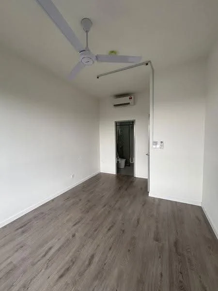 Room features: light wood laminate flooring, white painted walls, 5-blade ceiling fan, wall-mounted split AC, doorway leading to bathroom, power outlets, light switch; style: modern.