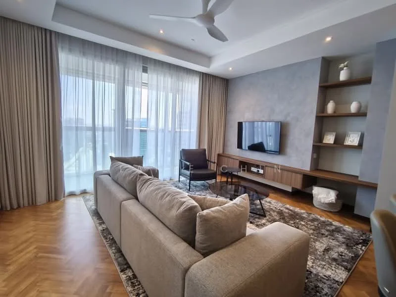 Living features: 3-seater fabric sofa in light grey, coffee table, wall-mounted TV, TV console, area rug with geometric pattern, floor-to-ceiling windows, sheer curtains, wooden flooring, ceiling fan with light, decorative wall with textured finish, built-in shelving unit, recessed lighting; style: modern; view: city.