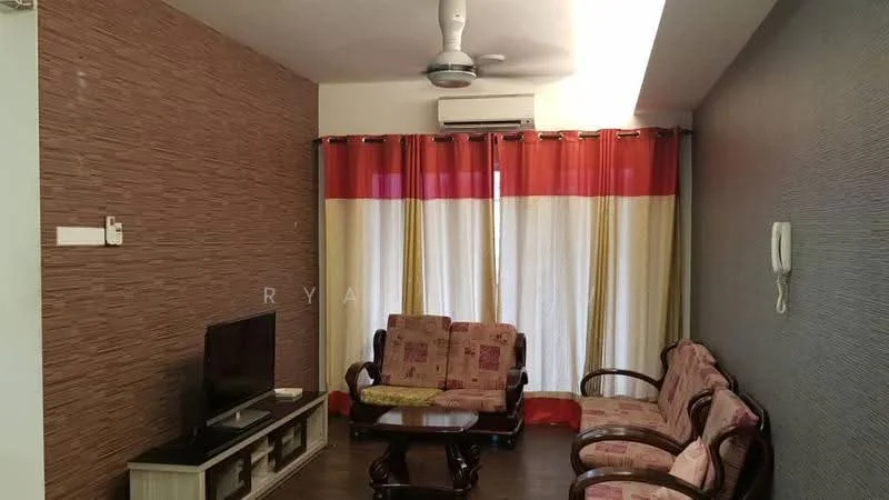 Living features: 3-seater fabric sofa with floral pattern, 2-seater fabric sofa with floral pattern, wooden coffee table, TV console, wall-mounted TV, 5-blade ceiling fan, wall-mounted intercom, curtains with red and cream stripes, textured wallpaper in brown, laminate flooring, air conditioning unit; style: modern.