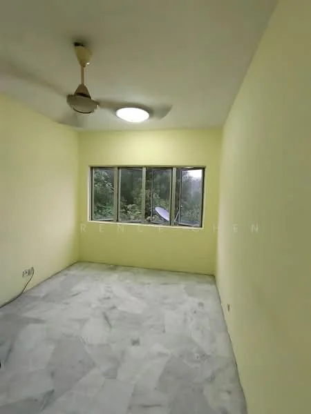 Room features: yellow painted walls, marble flooring, ceiling fan, round ceiling light, three-panel windows, view of greenery; view: garden.
