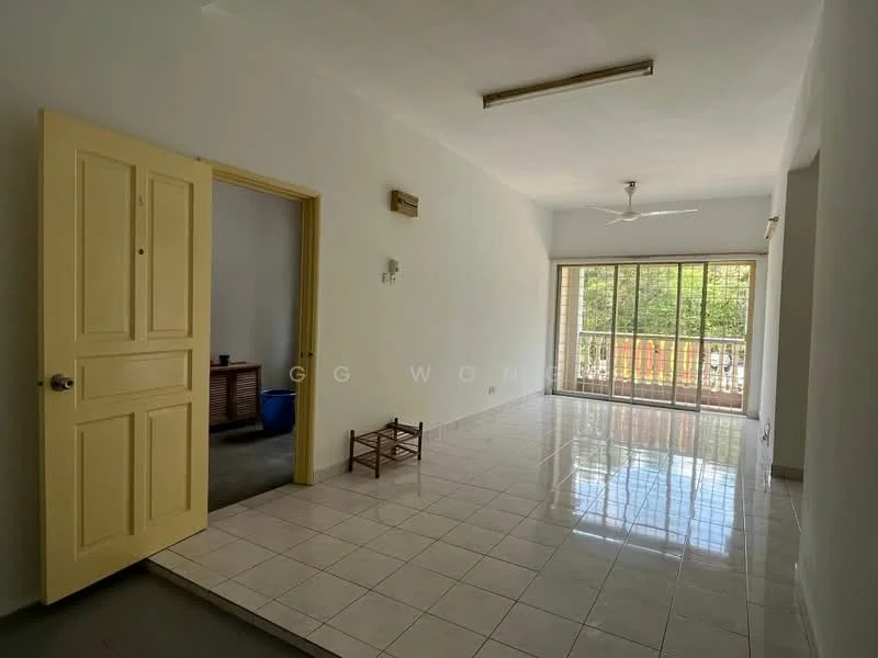 Room features: white painted walls, glossy tile flooring, 5-blade ceiling fan, large sliding glass door, window with view to balcony, door with yellow paint, air conditioning unit, wooden furniture, natural light from windows; style: modern; view: garden.