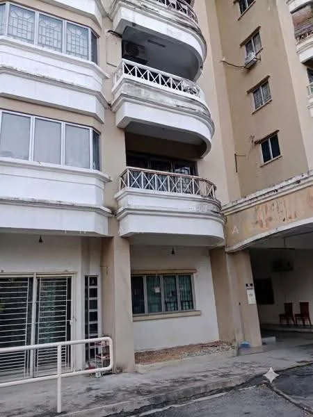Sri Mahligai Condominium & Townhouse, Seksyen 9, Shah Alam — view 2 of 5 in Sri Mahligai Condominium & Townhouse — for Rent
