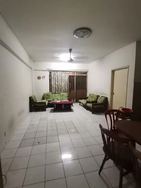 Living features: white painted walls, ceramic tile flooring, 5-blade ceiling fan, sofa set in green fabric, coffee table, curtains with floral pattern, wall-mounted decorative plates, dining table with wooden chairs.