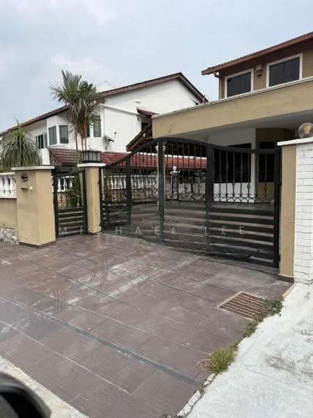 Exterior type: detached bungalow; features: black metal gate, paved driveway, white brick wall, manicured lawn, palm trees, two-storey house, red tiled roof, front porch, surrounded by greenery; style: modern.