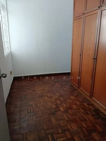 Room features: wooden parquet flooring, white painted walls, built-in wooden wardrobe, window with grid design, neutral color scheme.