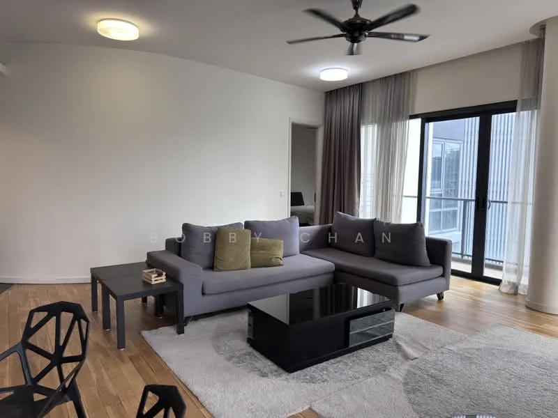 Living features: L-shape sectional sofa in grey, coffee table in black, area rug in light color, 5-blade ceiling fan, recessed downlights, floor-to-ceiling windows, sheer curtains, wooden flooring, black TV console; style: modern.