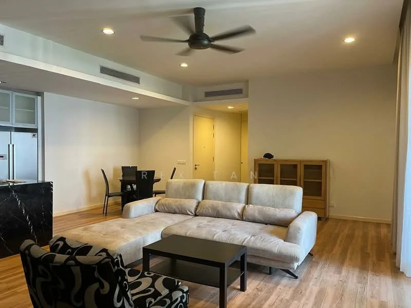 Living features: L-shape sectional sofa in light grey, black coffee table, wooden flooring, ceiling fan with light, wall-mounted TV, open-plan layout, large windows with sheer curtains, decorative sideboard, neutral painted walls; style: modern.