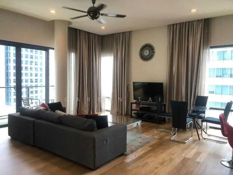 Living features: 3-seater fabric sofa in grey, red accent chairs, coffee table, TV console, wall-mounted TV, area rug with geometric pattern, 5-blade ceiling fan with light, floor-to-ceiling windows, sheer curtains, wooden flooring, decorative wall clock, wall-mounted mirror; style: modern; view: city.