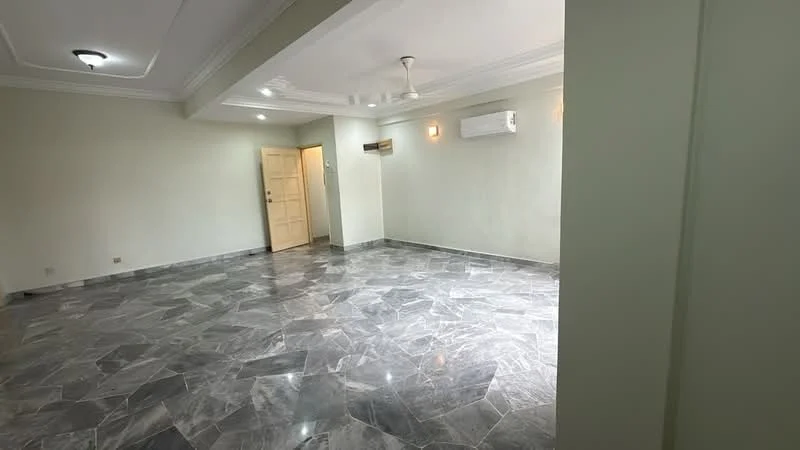 Living features: marble flooring, white painted walls, tray ceiling, 5-blade ceiling fan, recessed downlights, wall-mounted split AC, main entrance door, interior door, light fixtures; style: modern.