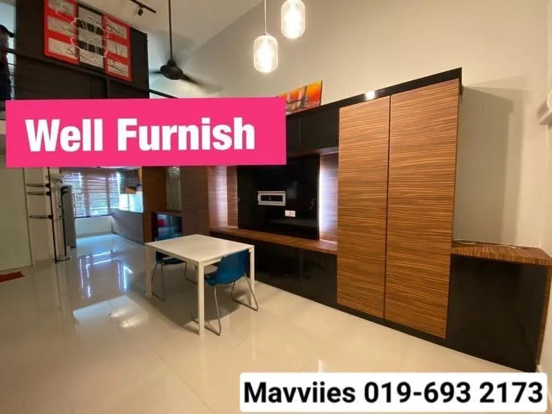 Living features: white walls, glossy tile flooring, ceiling fan, recessed downlights, built-in cabinetry with wood finish, black countertop, wall-mounted TV, dining table with white surface, blue dining chairs, large windows with blinds; style: modern.