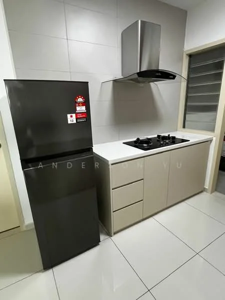 Kitchen features: black stainless-steel fridge, built-in gas hob with 2 burners, stainless-steel range hood, white quartz countertop, light beige cabinetry, white tiled backsplash, glossy white floor tiles, single-bowl stainless-steel sink; style: modern.
