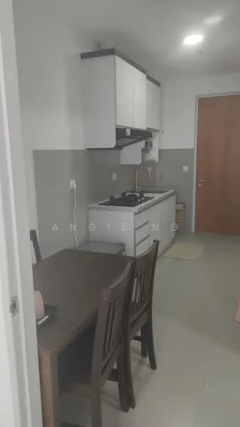 Kitchen features: white cabinetry, grey tiled backsplash, stainless-steel sink, chrome pull-down faucet, 4-burner gas hob, built-in oven, refrigerator, dining table with 4 wooden chairs, light-colored flooring, recessed ceiling lights; style: modern.