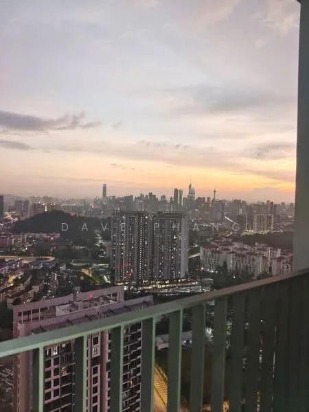 Room view: city.