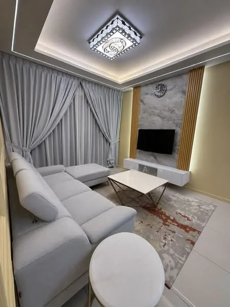 Living features: L-shape sectional sofa in light grey, coffee table with metal legs, area rug with abstract pattern, wall-mounted TV, TV console in white, feature wall with stone cladding, decorative wall clock, recessed LED downlights, chandelier with decorative design, floor-to-ceiling curtains in light grey, neutral wall colour, smooth ceiling with cove lighting; style: modern.