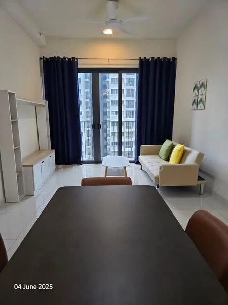 Living features: white walls, white ceiling, 5-blade ceiling fan with light, floor-to-ceiling windows, sliding glass door, dark wood TV console, light-colored sofa, coffee table, two decorative cushions in green and yellow, dining table with dark surface, four brown dining chairs, curtains in dark blue; style: modern; view: city.