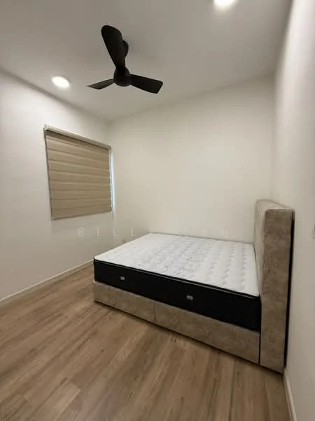 Bedroom features: queen-size bed, upholstered headboard, wooden flooring, 5-blade ceiling fan, window with roller blinds, white painted walls, light fixtures, mattress on bed frame; style: modern.