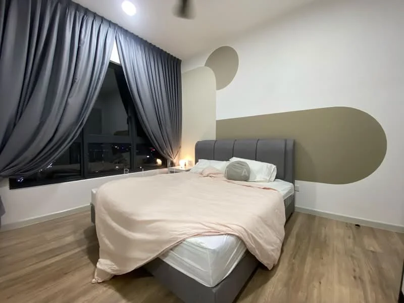 Bedroom features: king-size bed, upholstered headboard, light pink bedspread, grey curtains, floor-to-ceiling window, wooden flooring, accent wall in beige, nightstand with lamp; style: modern; view: city.