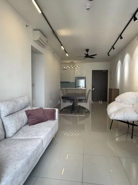 Living features: white painted walls, glossy tile flooring, 5-blade ceiling fan with light, recessed LED downlights, sofa in light grey fabric, decorative pillow in burgundy, dining table with 4 chairs, kitchen area with cabinetry, fridge, open layout, large windows with natural light; style: modern.