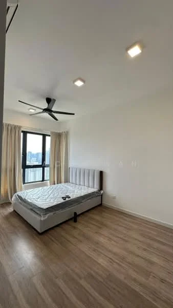 Bedroom features: queen-size bed, upholstered headboard, wooden flooring, 5-blade ceiling fan with light, floor-to-ceiling windows, sheer curtains, neutral painted walls, recessed downlights; style: modern; view: city.