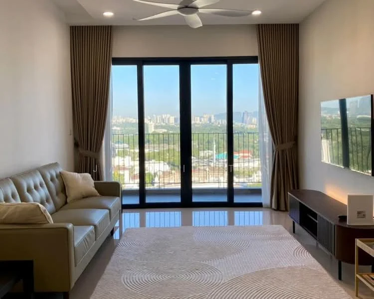 Living features: 3-seater fabric sofa in beige, floor-to-ceiling windows, sliding glass door, curtains, wall-mounted TV, TV console, area rug with circular pattern, ceiling fan, recessed downlights, decorative wall, view of city skyline; style: modern; view: city.