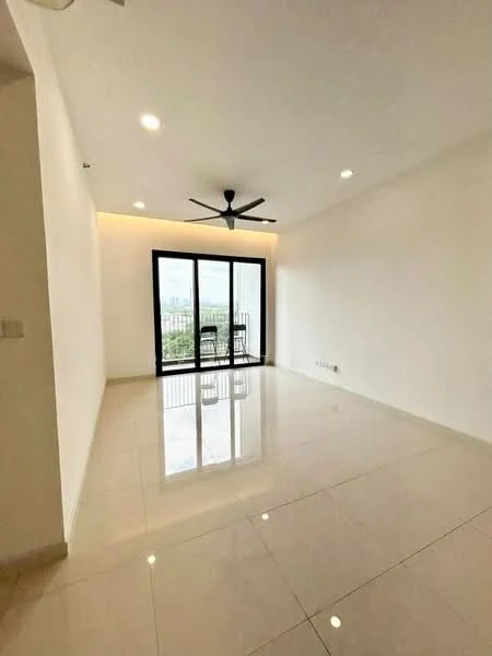 Living features: white painted walls, polished ceramic tile flooring, 5-blade ceiling fan with light, floor-to-ceiling sliding glass door, balcony access, recessed lighting, neutral color scheme, large windows, open layout; style: modern; view: city.