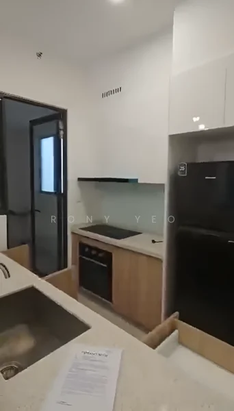 Kitchen features: single-bowl stainless-steel sink, chrome pull-down faucet, granite countertop, white upper cabinets, wood lower cabinets, built-in oven, stainless-steel range hood, 4-burner gas hob, ceramic tile backsplash, recessed downlights, floor-to-ceiling window, sliding glass door; style: modern.