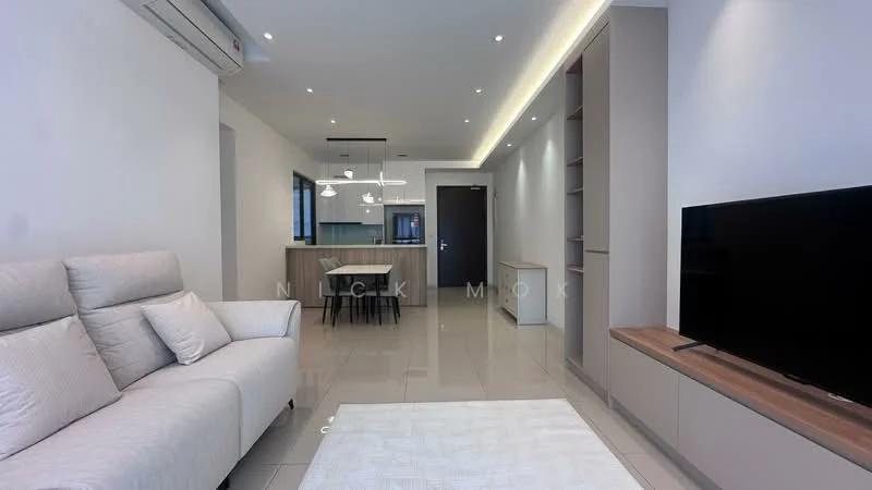 Living features: 3-seater fabric sofa in light grey, coffee table, wall-mounted TV, TV console in wood, recessed downlights, white walls, glossy tile flooring, air conditioning unit, open layout, decorative wall shelf; style: modern. Dining features: 4-seater dining table, white chairs, pendant lighting above table, window with natural light; style: modern.