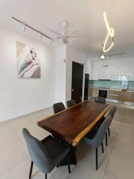 Dining features: wood dining table with natural edge, 6 upholstered dining chairs in grey, pendant light fixture, white painted walls, glossy tile flooring, ceiling fan, built-in kitchen cabinetry, glass backsplash, stainless-steel oven, stainless-steel hob, refrigerator, artwork on wall; style: modern.