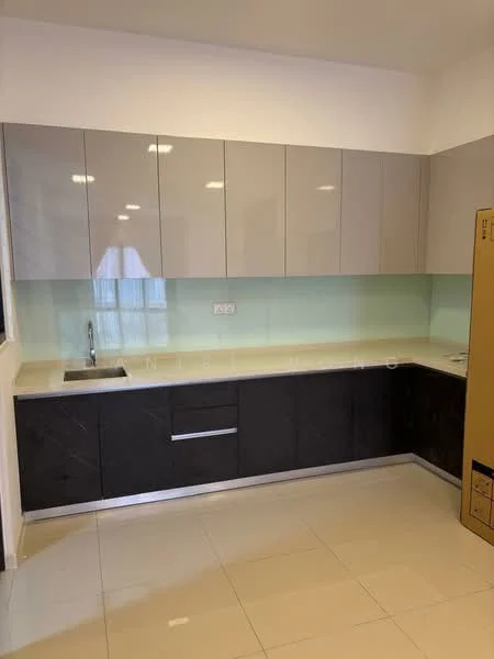 Kitchen features: grey upper cabinets, black lower cabinets, white countertop, single-bowl stainless-steel sink, chrome pull-down faucet, glass backsplash, recessed downlights, tile flooring; style: modern.