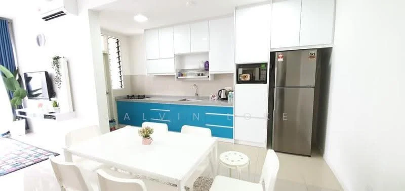 Kitchen features: blue cabinetry, white upper cabinets, stainless-steel fridge, built-in oven, 4-burner gas hob, single-bowl stainless-steel sink, chrome pull-down faucet, white countertop, tile backsplash, dining table with white chairs, area rug with geometric pattern, floor-to-ceiling windows, recessed downlights; style: modern.