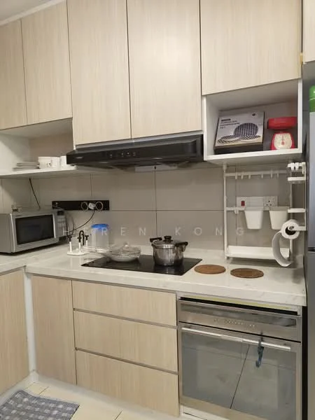 Kitchen features: light wood cabinetry, white countertop, built-in oven, 4-burner electric hob, stainless-steel range hood, microwave, kettle, dish rack, sink, wall-mounted shelves, tile backsplash, recessed lighting; style: modern.