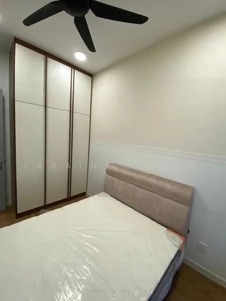 Bedroom features: queen-size bed, upholstered headboard, built-in wardrobe with sliding doors, light wood cabinetry, white painted walls, wooden flooring, 5-blade ceiling fan with light; style: modern.