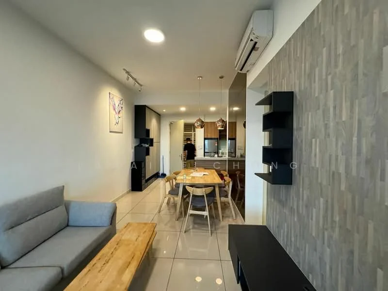 Living features: grey fabric sofa, wooden coffee table, wall-mounted TV unit, decorative wall with stone cladding, recessed ceiling lights, air conditioning unit, open-plan layout, dining area with wooden dining table and chairs; style: modern.