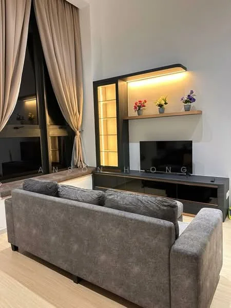 Living features: grey fabric 3-seater sofa, black TV console, wall-mounted TV, built-in shelving unit with lighting, decorative flowers on shelves, floor-to-ceiling windows, sheer curtains, light wood flooring; style: modern.