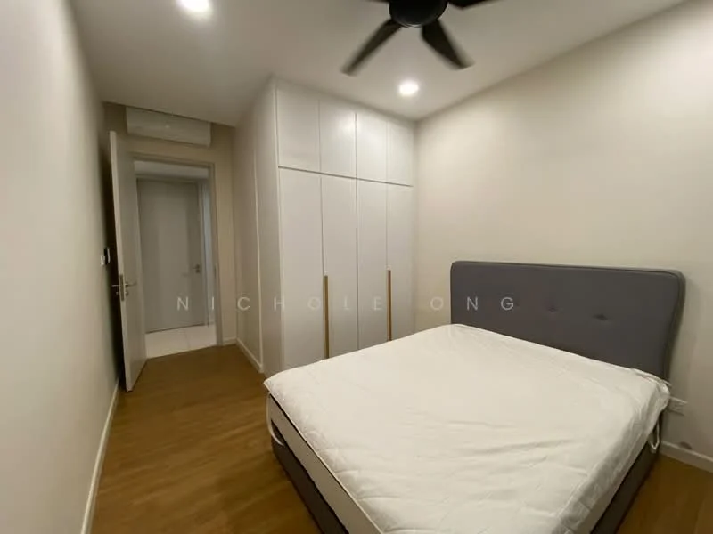 Bedroom features: queen-size bed, upholstered headboard, built-in wardrobe with sliding doors, wooden flooring, 5-blade ceiling fan, recessed LED downlights, neutral wall color, door leading to hallway; style: modern.