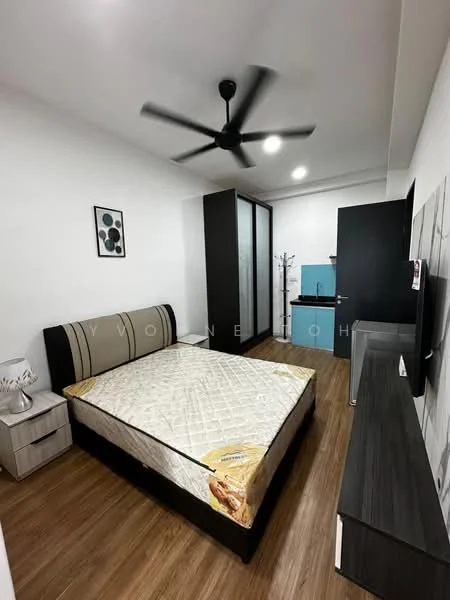 Bedroom features: queen-size bed, upholstered headboard, 2 bedside tables, white painted walls, wooden flooring, ceiling fan, built-in wardrobe with sliding doors, TV console, wall-mounted TV, study desk, decorative wall art; style: modern.
