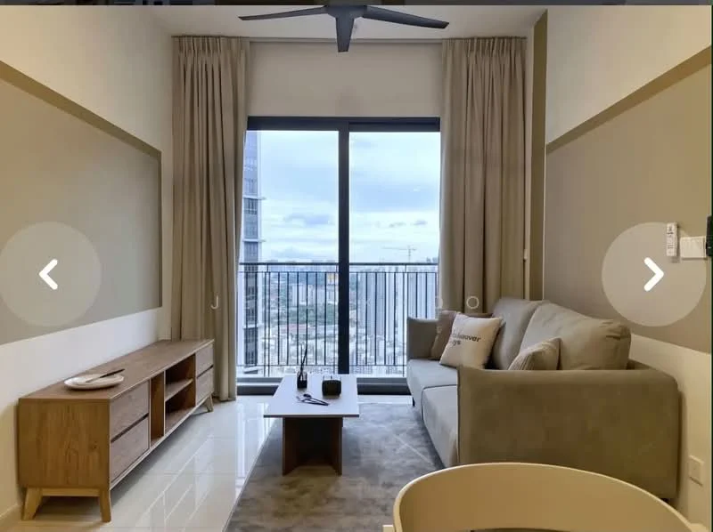 Living features: 3-seater fabric sofa in beige, wooden coffee table, TV console in light wood, floor-to-ceiling windows, sheer curtains, grey area rug, ceiling fan, decorative wall with two-tone paint; style: modern; view: city.