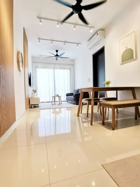 Living features: glossy ceramic tile flooring, white painted walls, recessed downlights, 2 ceiling fans, sofa in dark color, coffee table, TV console, wall-mounted TV, floor-to-ceiling windows with sheer curtains, dining table with wooden benches, decorative wall mirror, framed artwork; style: modern; view: garden.