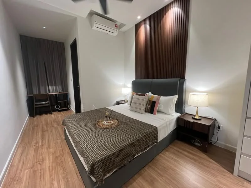 Bedroom features: king-size bed, upholstered headboard, bedside lamps, wooden flooring, recessed downlights, ceiling fan, decorative throw pillows, textured bedspread, wooden bedside table, wall-mounted air conditioning unit, curtains, accent wall with wood paneling; style: modern.