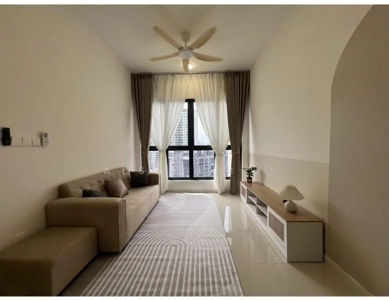 Living features: 3-seater fabric sofa in beige, area rug with striped pattern, floor-to-ceiling windows, sheer curtains, blackout curtains, ceiling fan with light, wall-mounted TV console, decorative table lamp, light-colored painted walls, glossy tile flooring; style: modern; view: city.