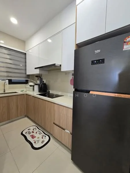 Kitchen features: white upper cabinets, wood lower cabinets, stainless-steel sink, chrome pull-down faucet, built-in oven, stainless-steel fridge, ceramic tile flooring, countertop with backsplash, window with blinds, kitchen rug; style: modern.