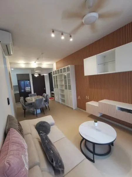 Living features: 3-seater fabric sofa in light grey, round coffee table with black base, wall-mounted TV console in white, built-in shelving unit in white, wood accent wall in horizontal slats, ceiling fan with light, recessed ceiling lights, air conditioning unit on wall, dining area with round table and upholstered chairs, flooring in light beige, decorative cushions on sofa; style: modern.