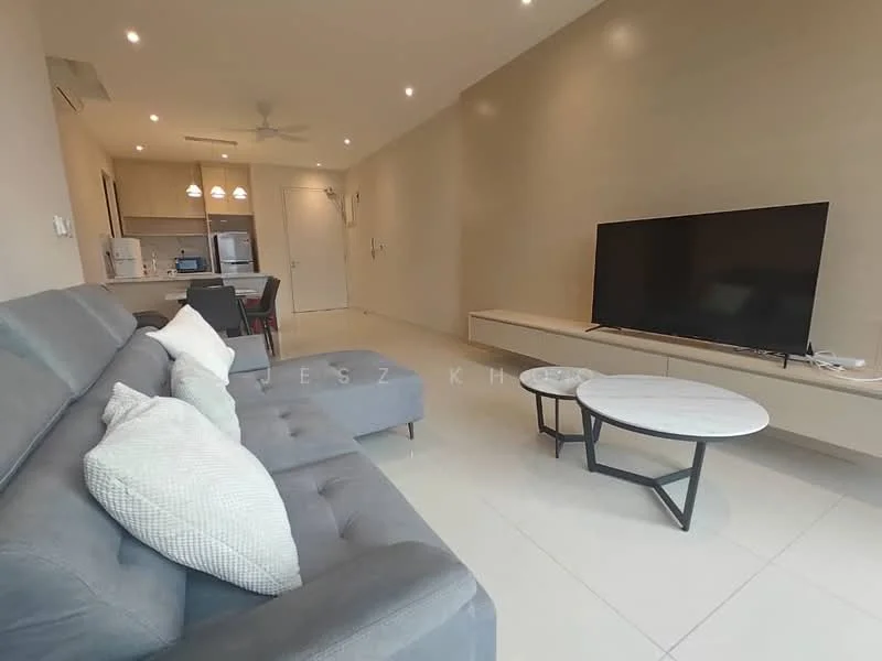 Living features: grey fabric sofa, white throw pillows, round marble coffee table, TV console with wall-mounted TV, recessed downlights, ceiling fan, open-plan layout, light-colored walls, tile flooring; style: modern.