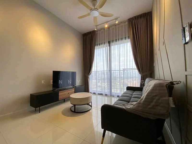 Living features: 3-seater fabric sofa in grey, coffee table, wall-mounted TV, TV console with wood and black finish, floor-to-ceiling windows, sheer curtains, light-colored walls, recessed downlights, ceiling fan with 5 blades; style: modern; view: city.