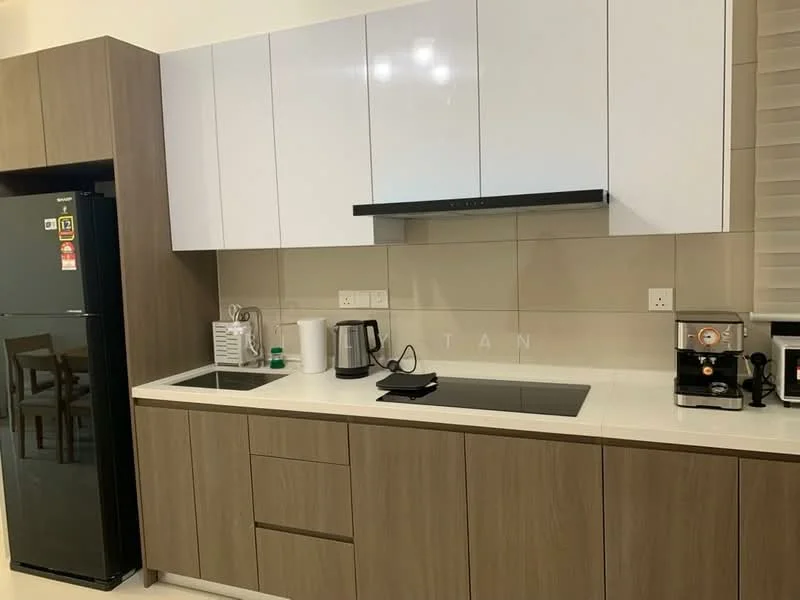 Kitchen features: white upper cabinets, wood lower cabinets, black countertop, stainless-steel single-bowl sink, chrome pull-down faucet, built-in induction cooktop, black range hood, black refrigerator, microwave, coffee machine, tile backsplash, under-cabinet lighting; style: modern.