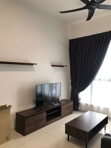 Living features: light-coloured painted walls, white ceiling, 5-blade ceiling fan in black, large window with sheer curtains, dark wood TV console, flat-screen TV, dark wood coffee table, floating shelves on wall, ceramic tile flooring; style: modern.
